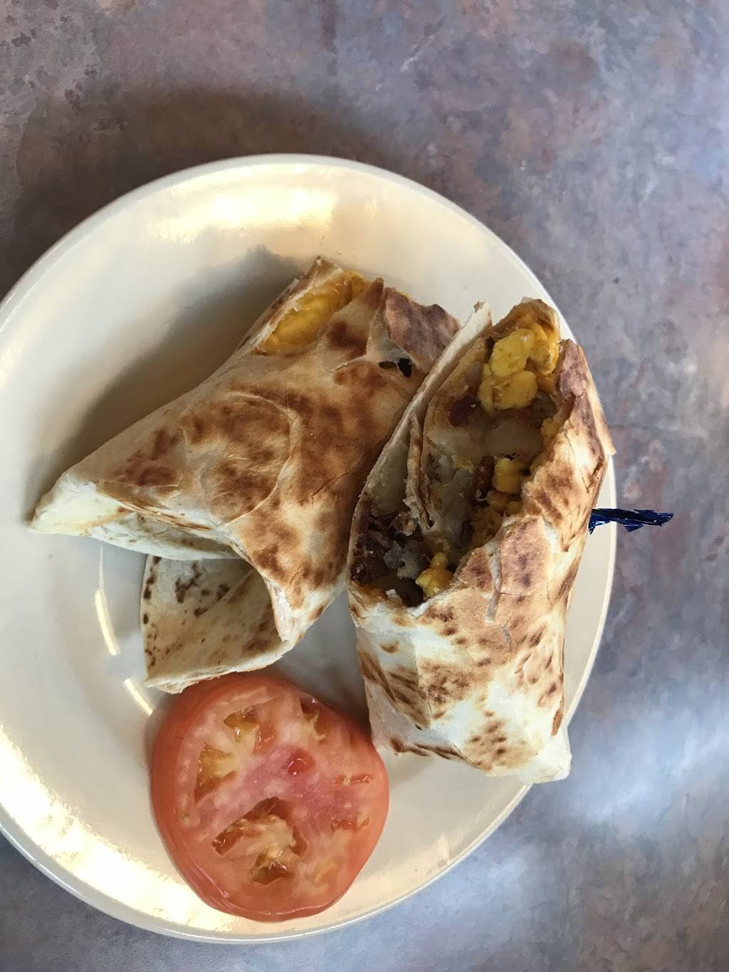 MAHD House Bar & Grille | restaurant | 1244, 41573 N Ridge Rd, Elyria, OH 44035, USA | 4402408577 OR +1 440-240-8577