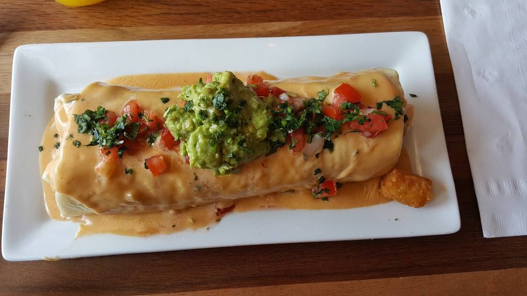 Waylons Feed and Firewater | restaurant | 3939 Shelbyville Rd, Louisville, KY 40207, USA | 5028735580 OR +1 502-873-5580