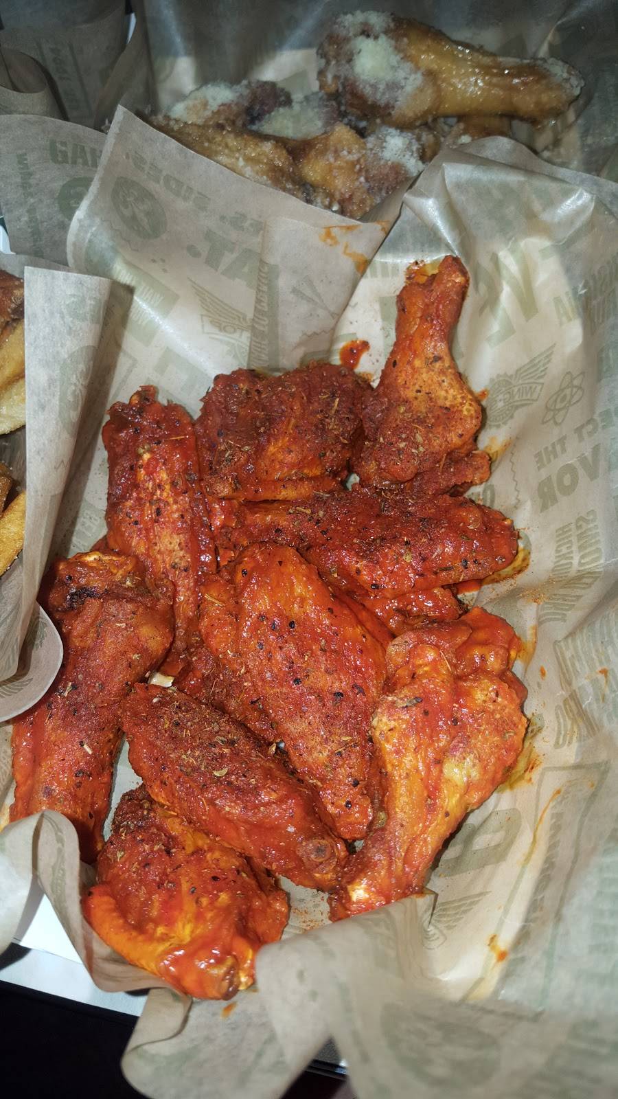 Wingstop | restaurant | 4445 N Pulaski Rd N - O, Chicago, IL 60630, USA | 8722083346 OR +1 872-208-3346