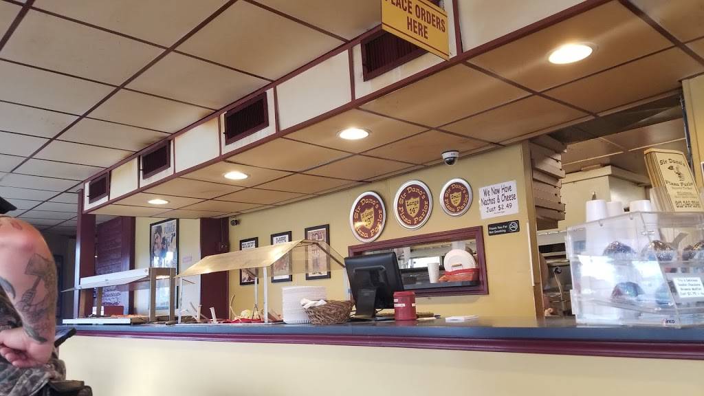 Sir Danos Pizza Parlor | restaurant | 496 N Indiana Ave, Sellersburg, IN 47172, USA | 8122463346 OR +1 812-246-3346