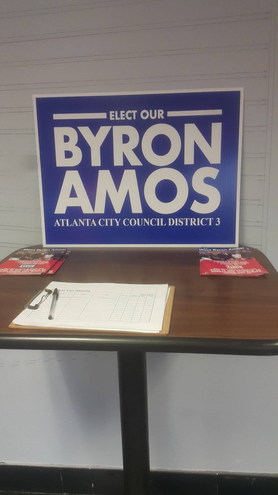 Jamals Buffalo Wings | restaurant | 2001 M.L.K. Jr Dr SW suite 106, Atlanta, GA 30310, USA | 4042210088 OR +1 404-221-0088