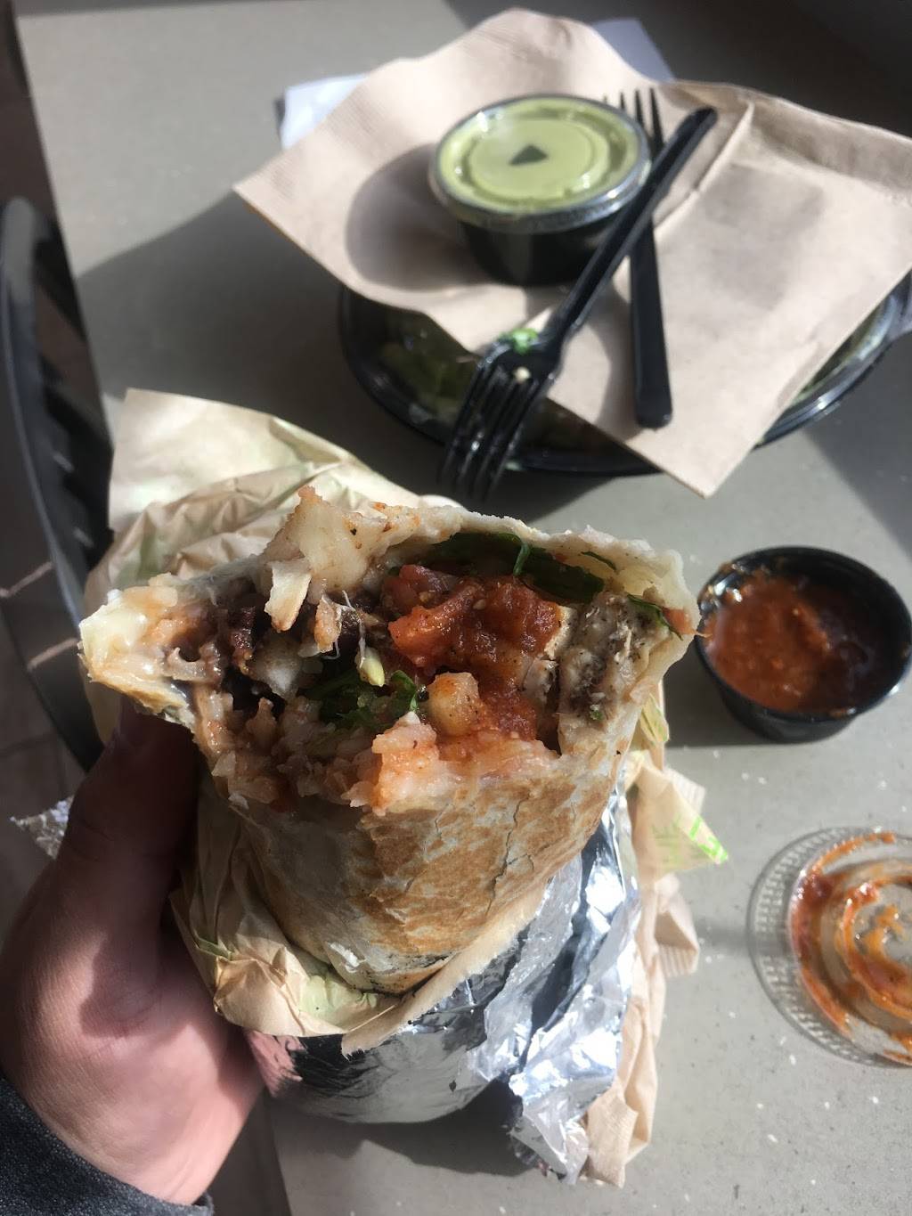 Baja Fresh | restaurant | 2965 Annamarie Ave, Patterson, CA 95363, USA | 2098921055 OR +1 209-892-1055