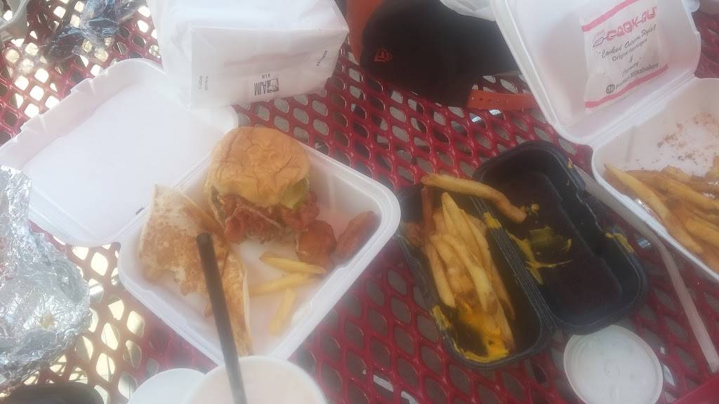 Cook Out | restaurant | 290 Concord Pkwy S, Concord, NC 28027, USA | 7047845511 OR +1 704-784-5511