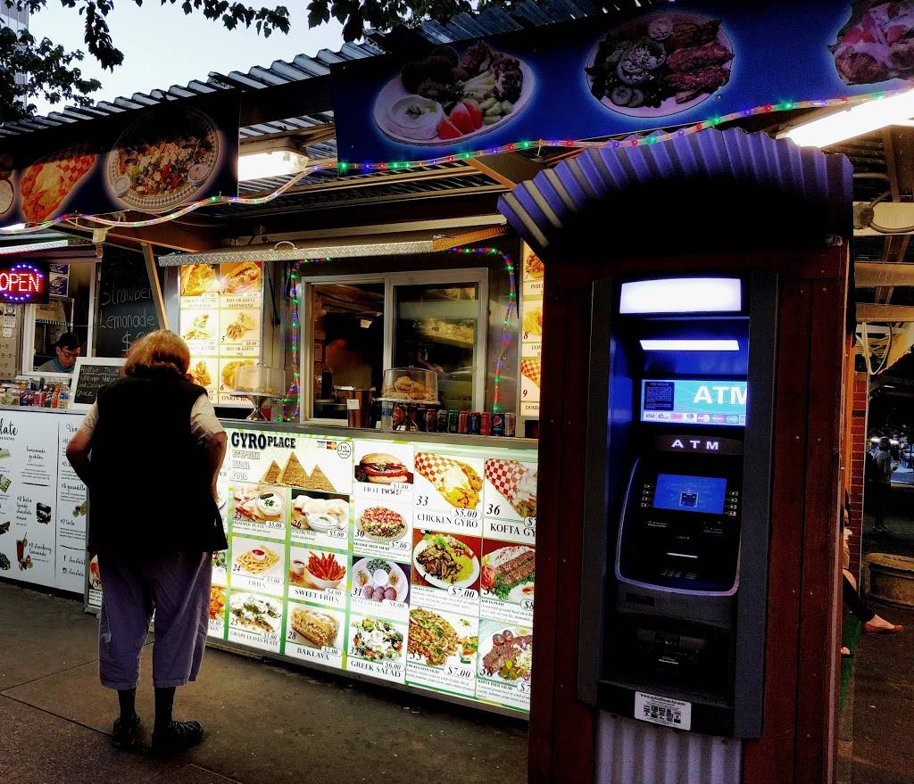 Gyro Place | restaurant | 302 SW 5th Ave, Portland, OR 97204, USA | 5039260780 OR +1 503-926-0780