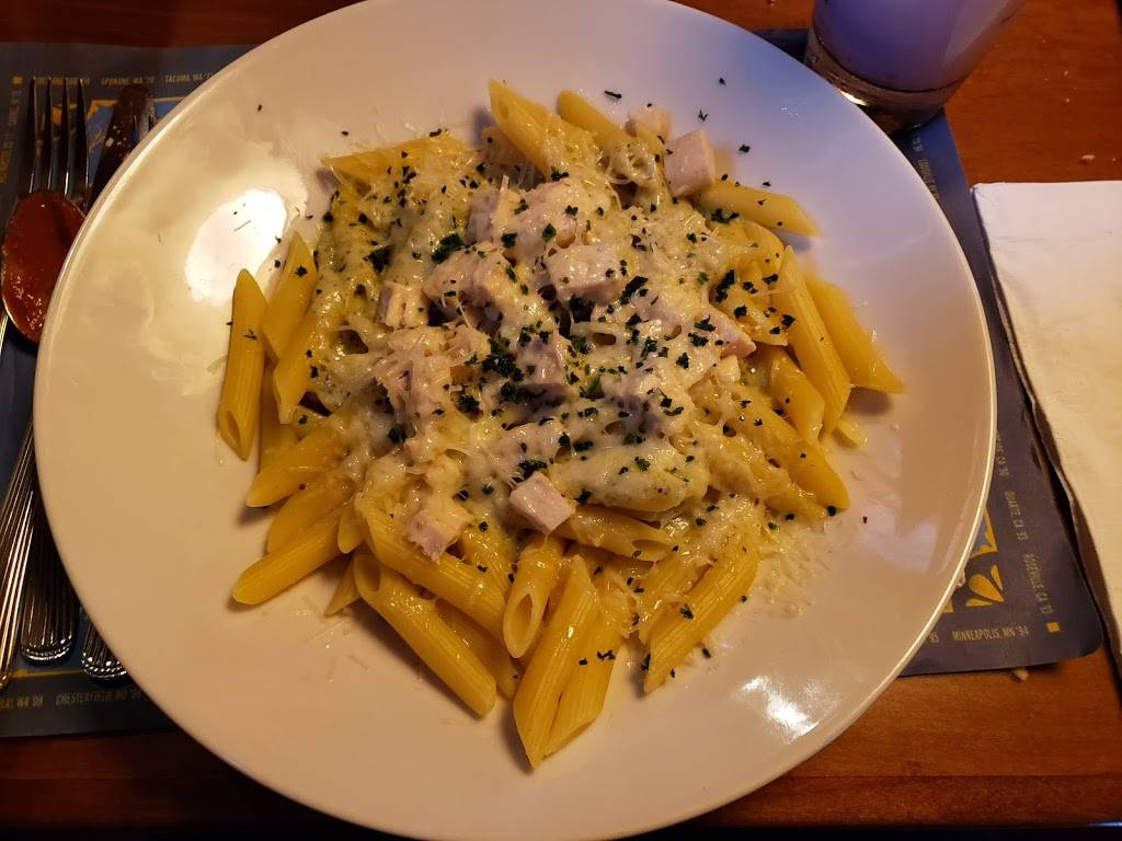 The Old Spaghetti Factory | meal takeaway | 1421 Waterfront Pkwy, Wichita, KS 67206, USA | 3166334365 OR +1 316-633-4365