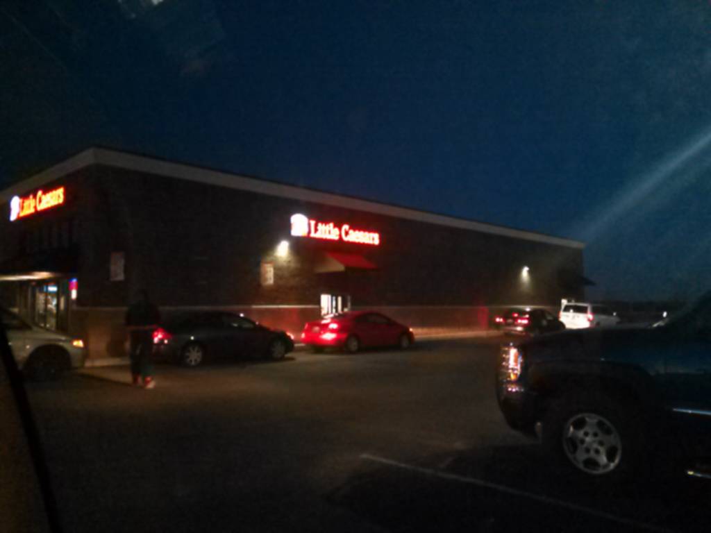 Little Caesars Pizza | meal takeaway | 1204 Paris Rd Ste 5b, Mayfield, KY 42066, USA | 2702487900 OR +1 270-248-7900