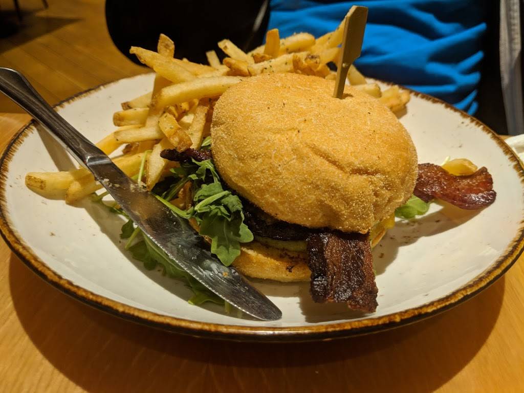 Eats Kitchen | restaurant | 17900 Jamboree Rd, Irvine, CA 92614, USA | 9492256780 OR +1 949-225-6780