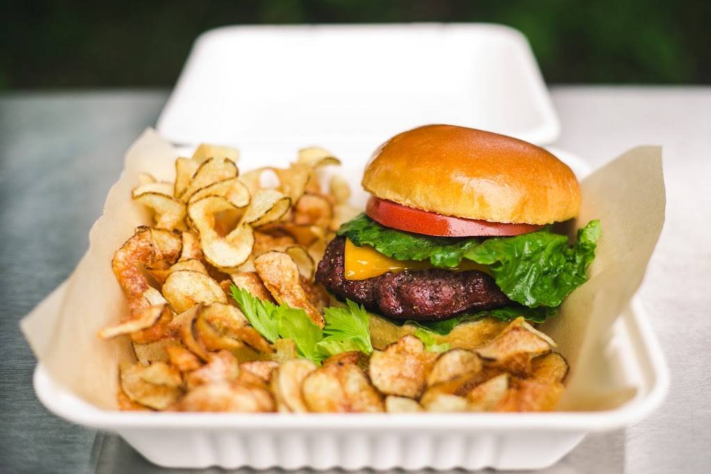 Floyds Farm Food Truck | restaurant | 246 Short Creek Rd, Dellrose, TN 38453, USA | 9319930893 OR +1 931-993-0893