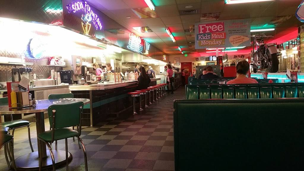 Gunther Toodys | restaurant | 301 W 104th Ave #4105, Northglenn, CO 80234, USA | 3034531956 OR +1 303-453-1956