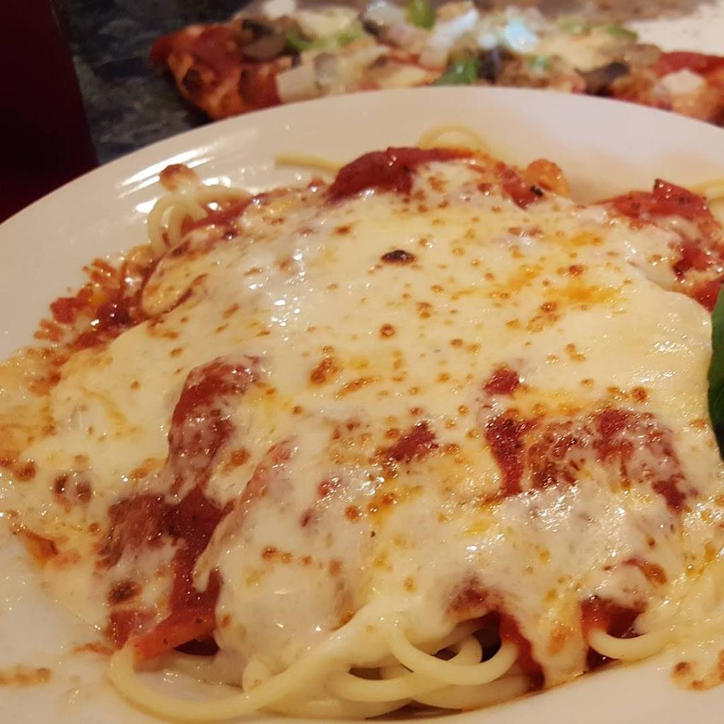 Martinos Italian Villa | restaurant | 1929 N Washington St, Kokomo, IN 46901, USA | 7654579181 OR +1 765-457-9181