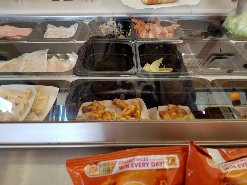 Subway | meal takeaway | 10300 East, E State Rte 350, Raytown, MO 64138, USA | 8163584777 OR +1 816-358-4777