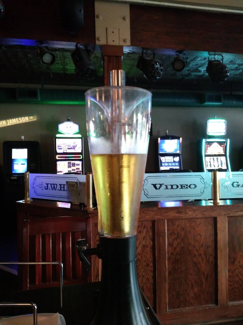 J W Hollsteins Saloon | night club | 17358 Oak Park Ave, Tinley Park, IL 60477, USA | 7084297000 OR +1 708-429-7000