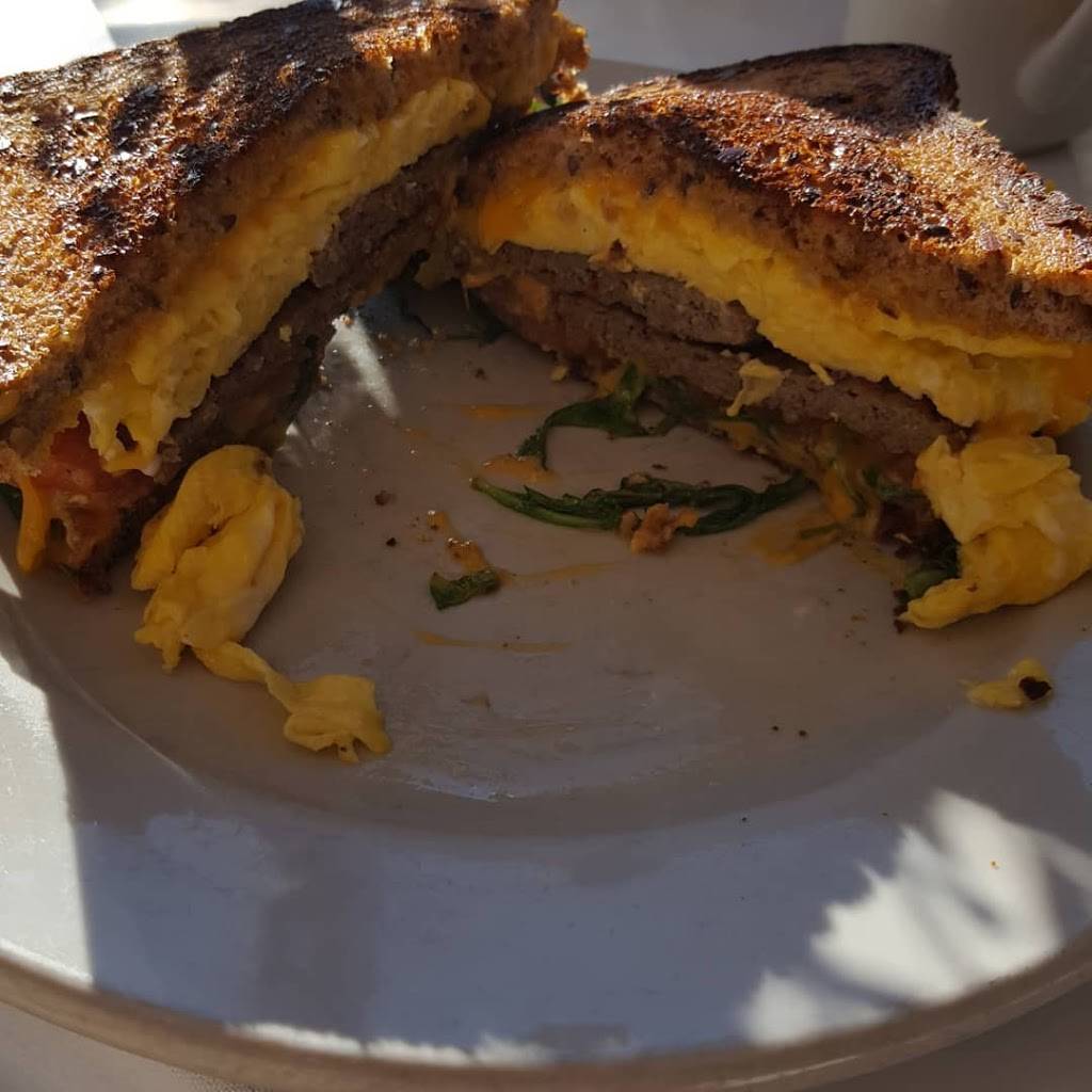 Jenis Main Street Bistro | restaurant | 62375 Main Rd, Southold, NY 11971, USA | 6317659610 OR +1 631-765-9610