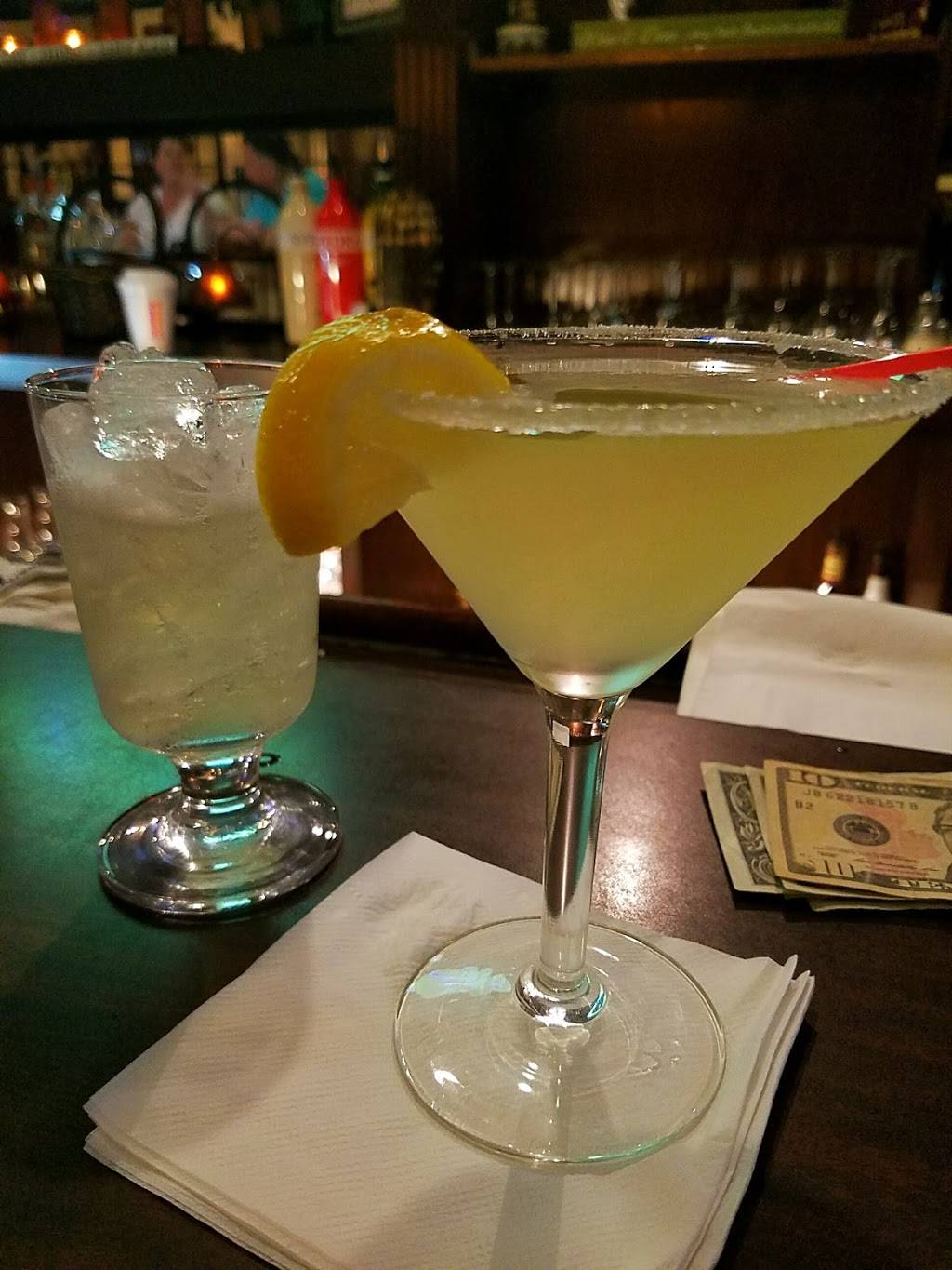 Randis Restaurant and Bar | restaurant | 1619 Grant Ave, Philadelphia, PA 19115, USA | 2156777723 OR +1 215-677-7723