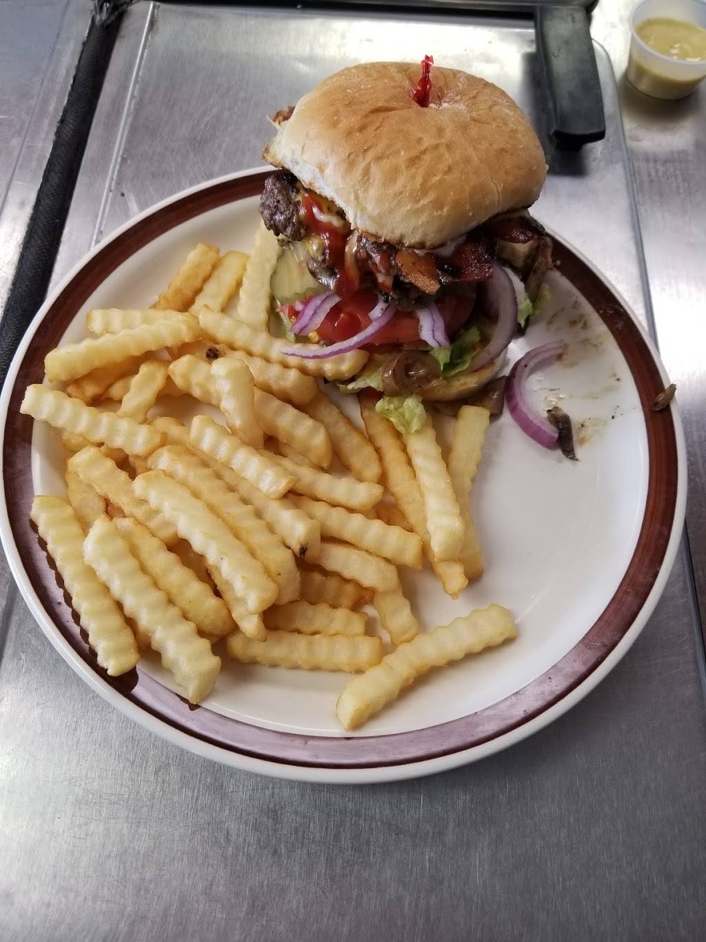 Mt Jewett Family Tastee Freeze | meal delivery | 38 W Main St, Mt Jewett, PA 16740, USA | 8149753575 OR +1 814-975-3575