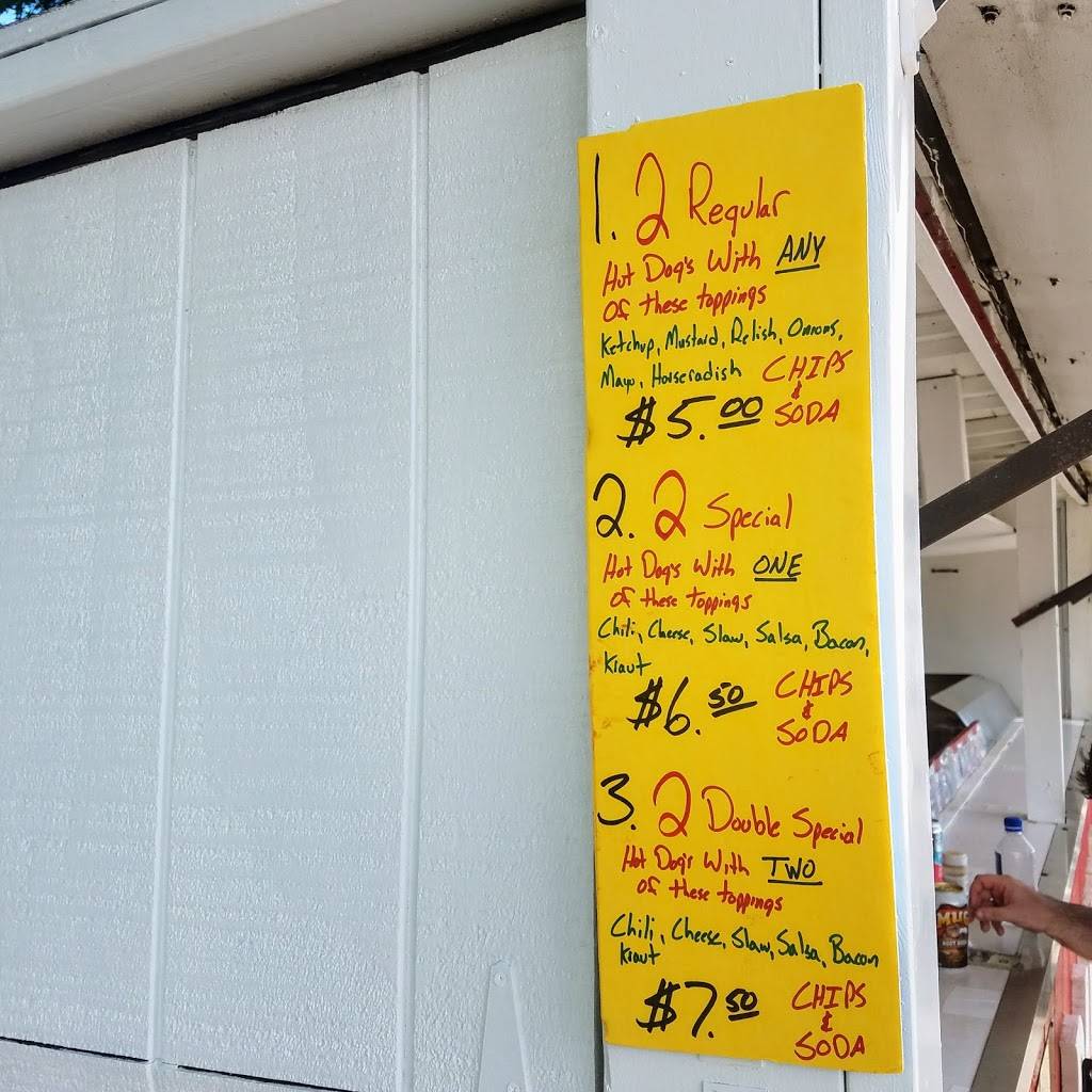 Dannys Dogs | meal takeaway | 171-181 Maine St, Brunswick, ME 04011, USA | 2074497183 OR +1 207-449-7183