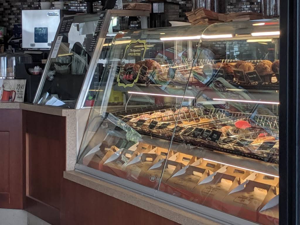 Country Style | restaurant | 14980 Yonge St, Aurora, ON L4G 1M6, Canada | 9057130585 OR +1 905-713-0585