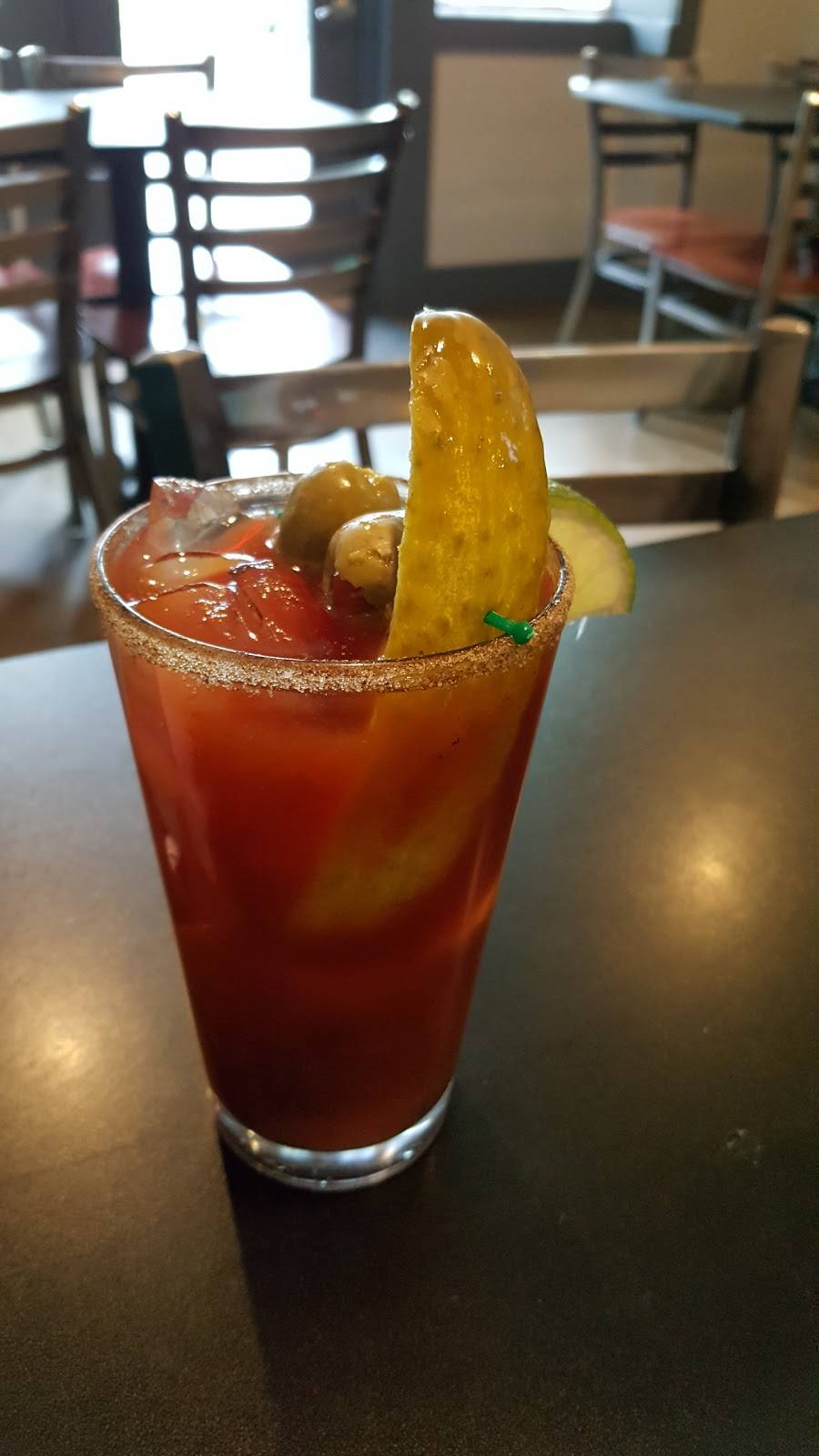 Clints Draft House Pizza & Grill | restaurant | 1630 7th St, Moline, IL 61265, USA | 3097643858 OR +1 309-764-3858