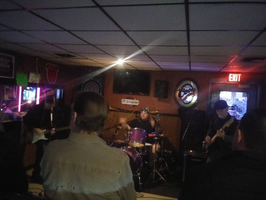 The PourHouse | restaurant | 311 E Pacific Ave Ave, Salina, KS 67401, USA | 7854043005 OR +1 785-404-3005