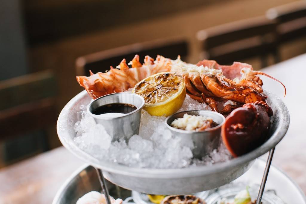 Beach Road | restaurant | 79 Beach Rd, Vineyard Haven, MA 02568, USA | 5086938582 OR +1 508-693-8582