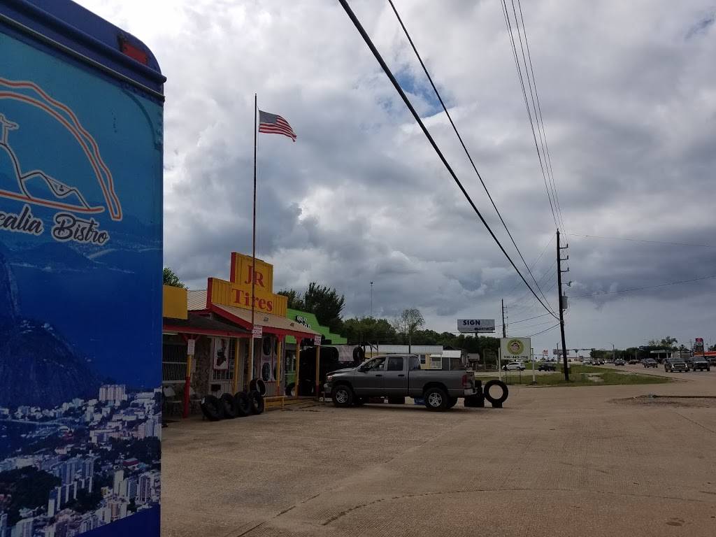 Tropicalia Bistro, LLC | restaurant | 18527 TX-105, Montgomery, TX 77356, USA | 9369005113 OR +1 936-900-5113