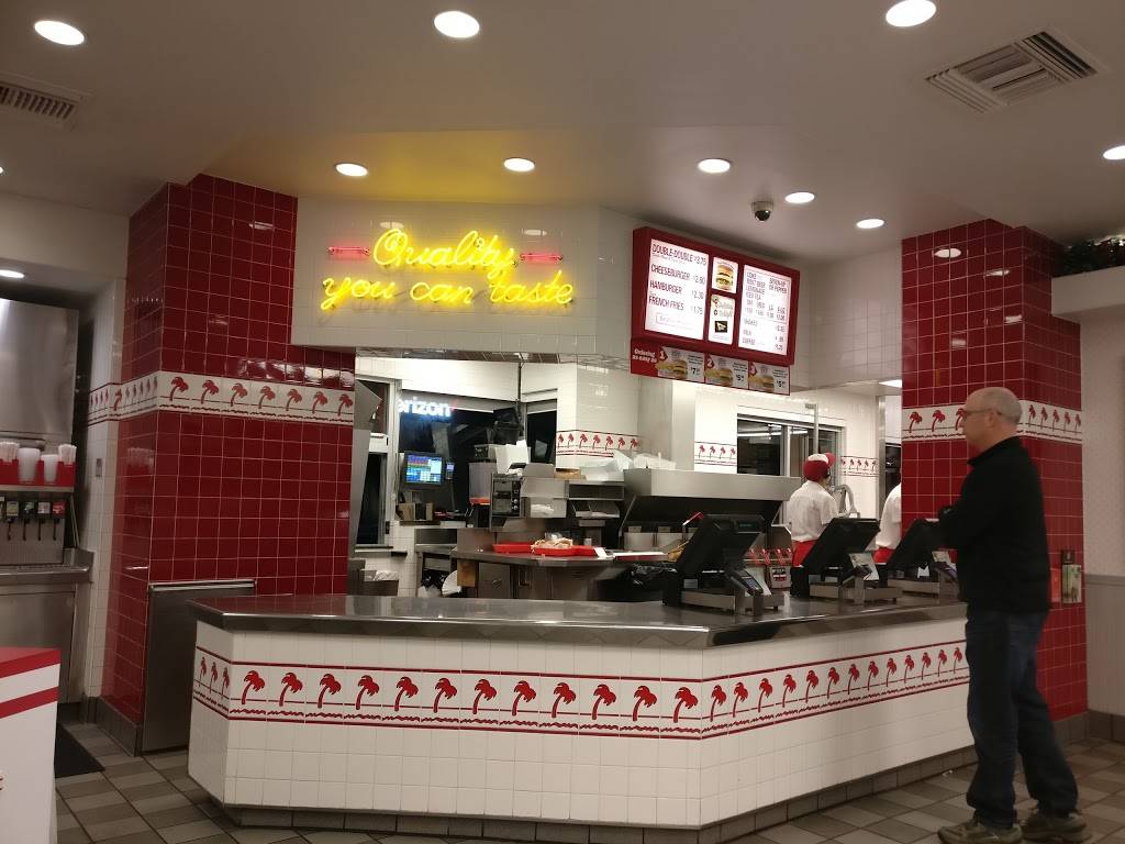 In-N-Out Burger | restaurant | 11880 Carmel Mountain Rd, San Diego, CA 92128, USA | 8007861000 OR +1 800-786-1000