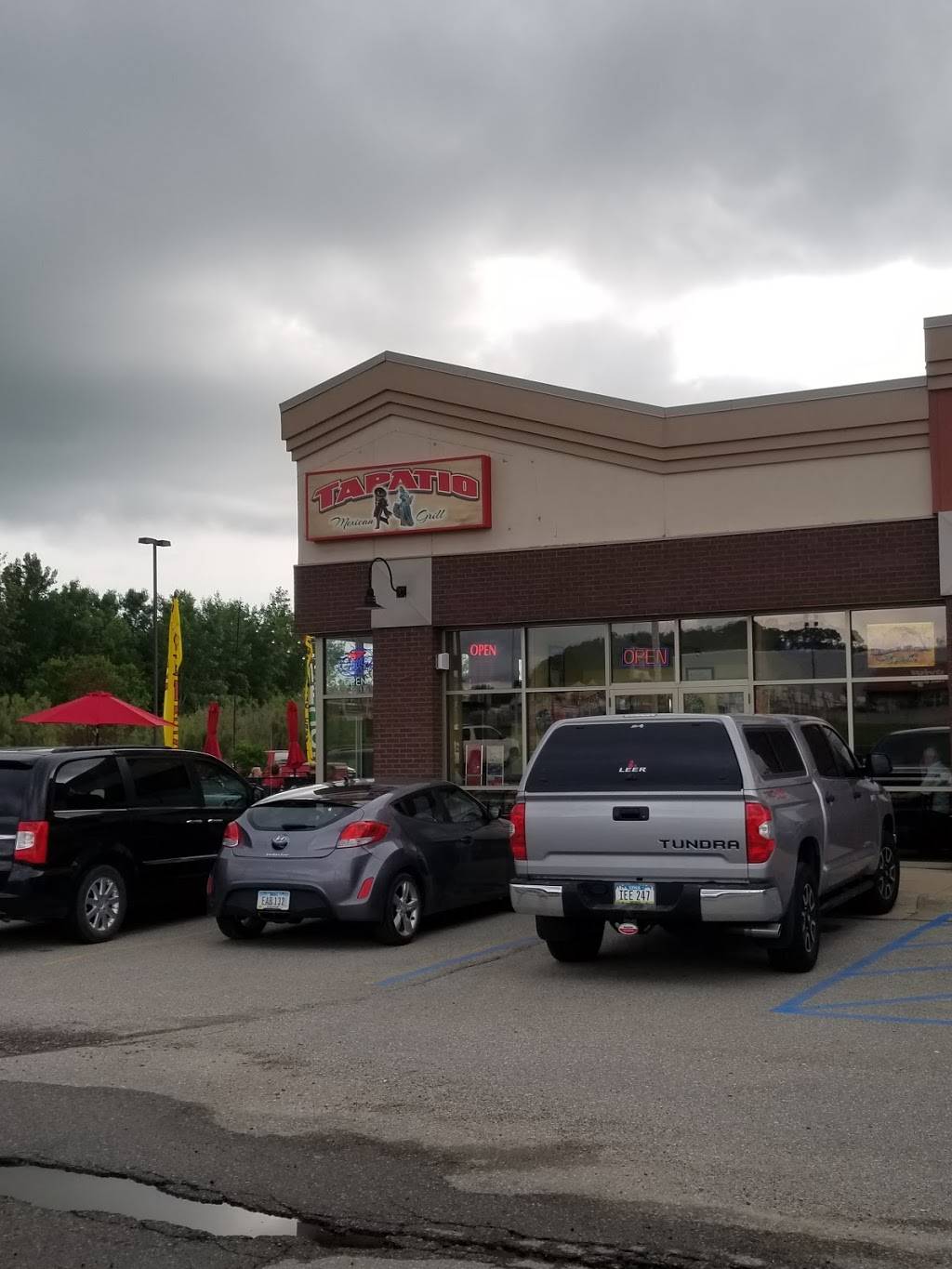 Tapatio Mexican Grill | restaurant | 1810 4th St SW Ste 104, Waverly, IA 50677, USA | 3193521292 OR +1 319-352-1292