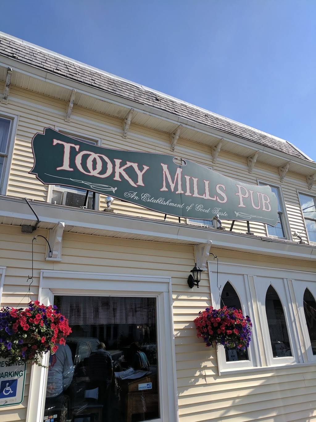 Tooky Mills Pub | restaurant | 9 Depot St, Hillsboro, NH 03244, USA | 6034646700 OR +1 603-464-6700