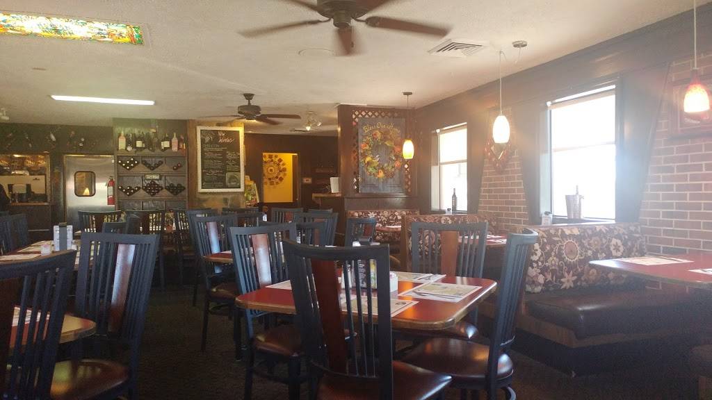 Scottos Italian Restaurant & Pizzeria | restaurant | 1412 W Broad St, Waynesboro, VA 22980, USA | 5409428715 OR +1 540-942-8715