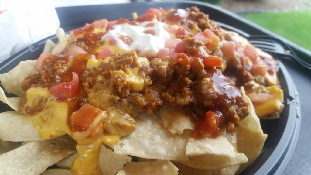 Taco Bell | meal takeaway | 3511 W Devon Ave, Chicago, IL 60659, USA | 7735889712 OR +1 773-588-9712