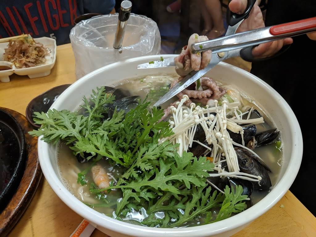 Korean Noodle House Daesung | restaurant | 45-14 162nd St, Flushing, NY 11358, USA | 7184600088 OR +1 718-460-0088