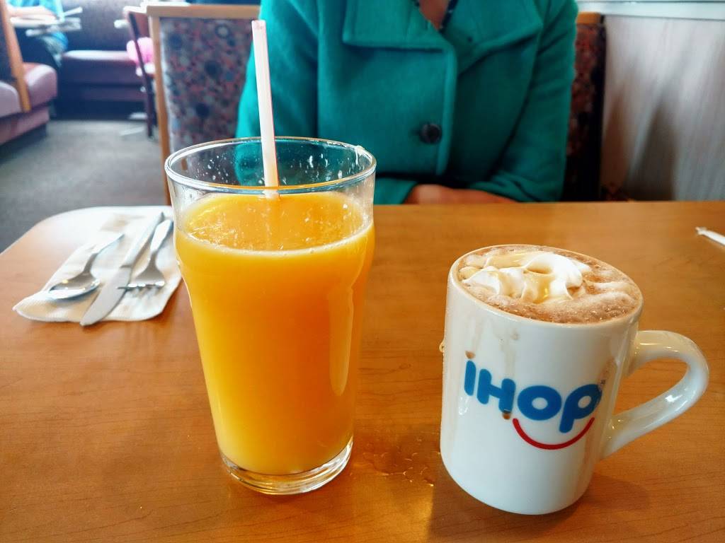 IHOP | restaurant | 14747 NE 20th St, Bellevue, WA 98007, USA | 4257475975 OR +1 425-747-5975