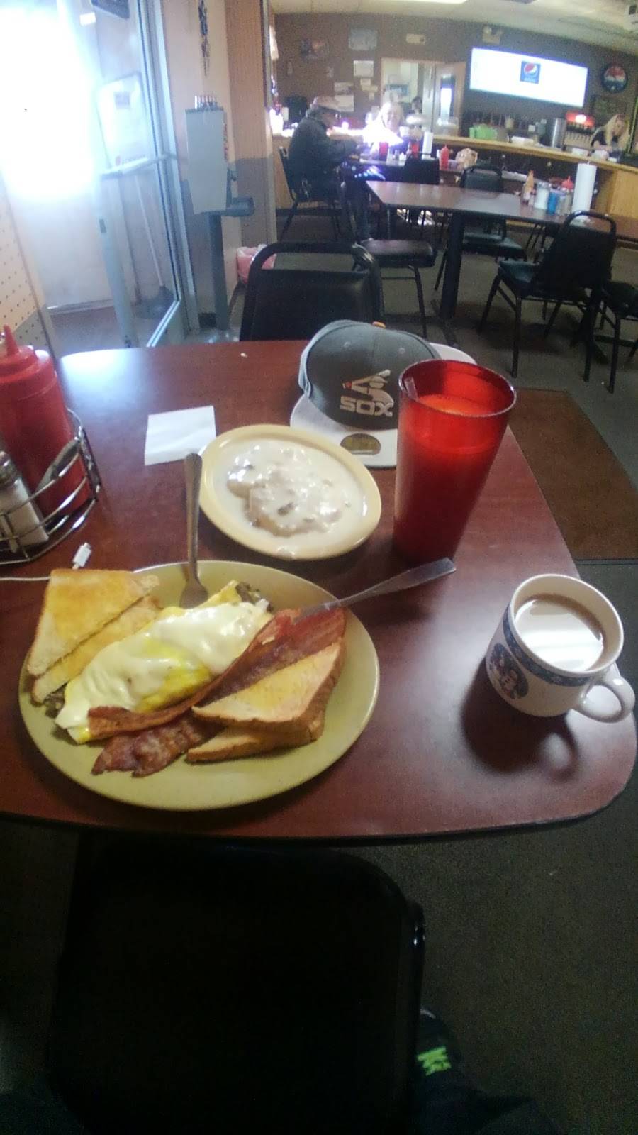 Earls Diner | restaurant | N F St, Poplar Bluff, MO 63901, USA | 5737279844 OR +1 573-727-9844