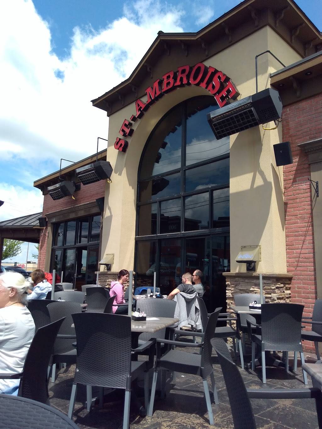 Le St-Ambroise Pub | restaurant | 791 Rue Principale, Granby, QC J2G 2Y6, Canada | 4507773511 OR +1 450-777-3511