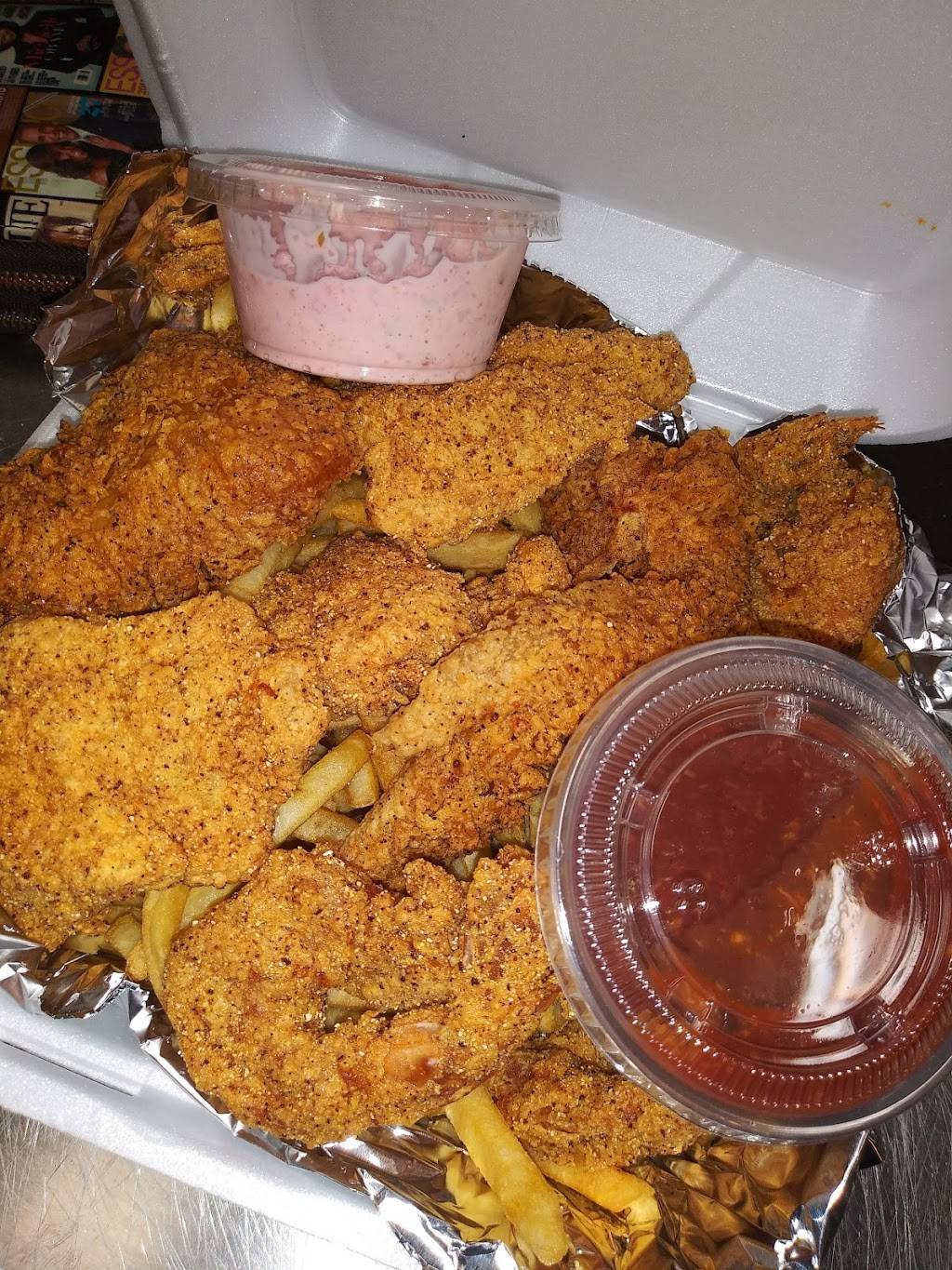 Colos Soul Food & Seafood | restaurant | 2326 Del Paso Blvd, Sacramento, CA 95815, USA | 9165831633 OR +1 916-583-1633