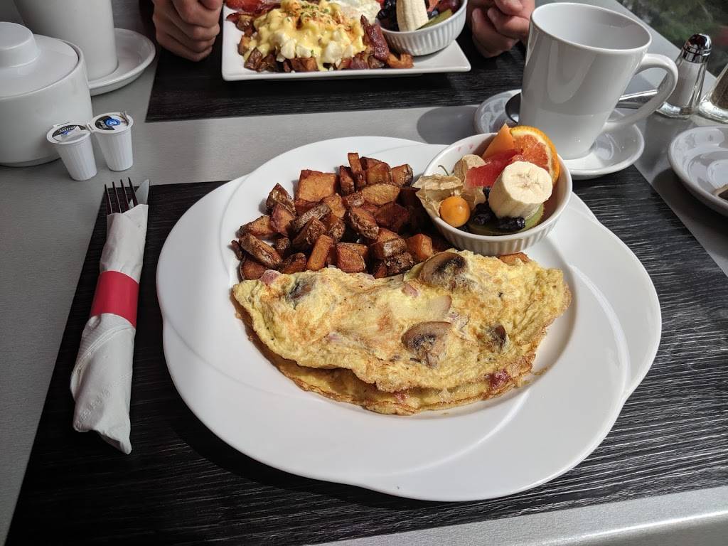 Restaurant LHuile dOlive | restaurant | 353 Montée du Lac des 31 Miles, Bouchette, QC J0X 1E0, Canada | 8194652625 OR +1 819-465-2625