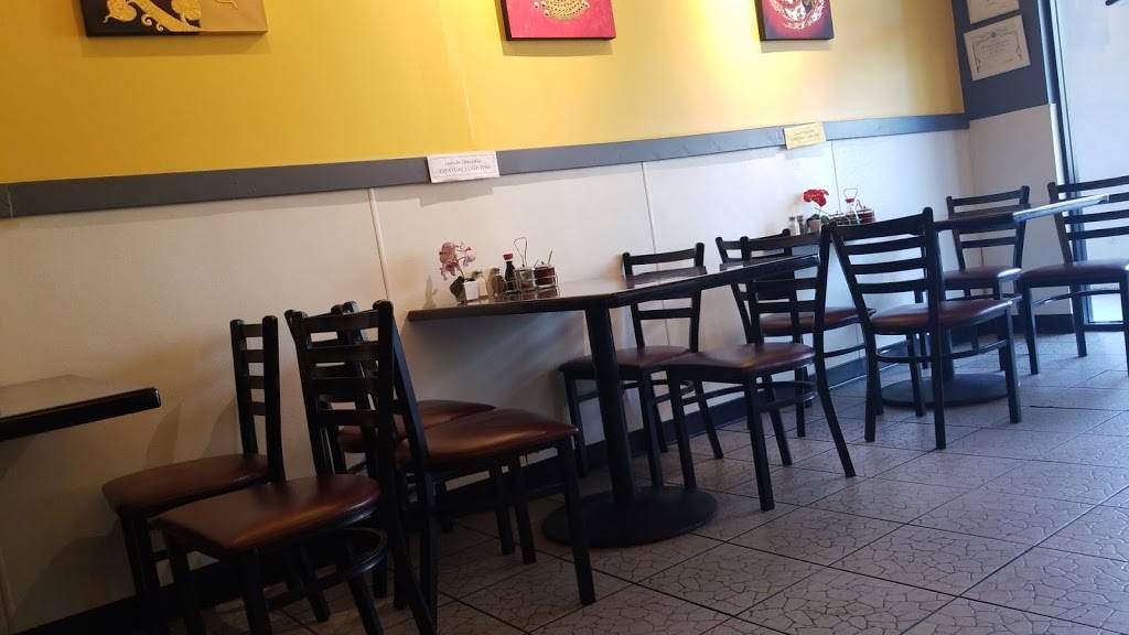 Simi Thai Cuisine | restaurant | 2355 Tapo St # 15, Simi Valley, CA 93063, USA | 8055224226 OR +1 805-522-4226