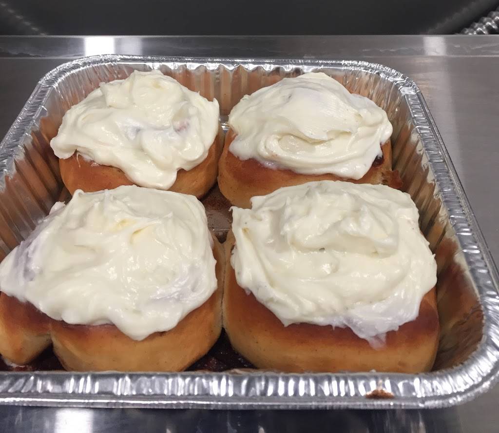 Twyla’s Restaurant and Bar | restaurant | 304 West Front St, La Monte, MO 65337, USA | 6606197009 OR +1 660-619-7009