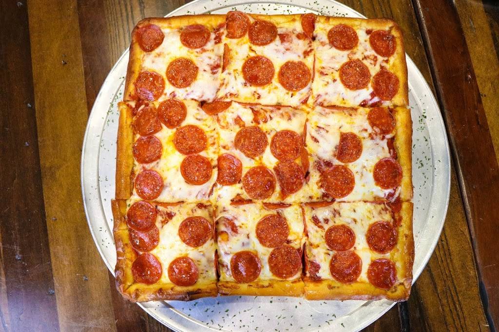 Johnny’s Pizza Wake Forest | meal delivery | 13654 Capital Blvd, Wake Forest, NC 27587, USA | 9195560550 OR +1 919-556-0550