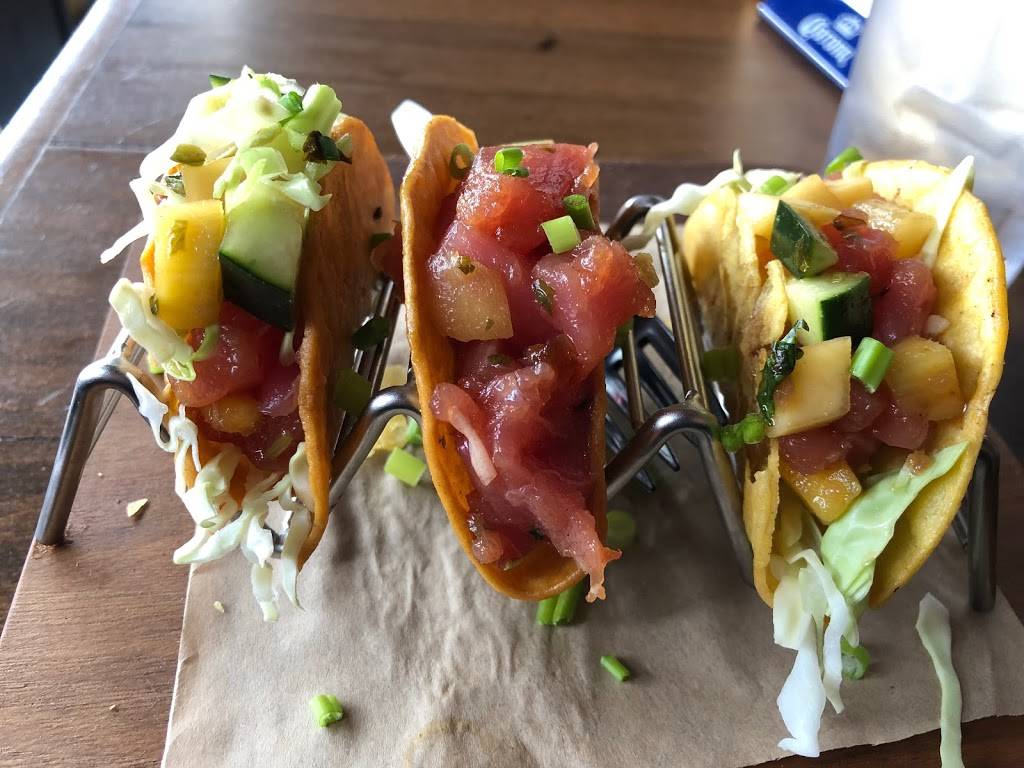 Baja Sharkeez | restaurant | 211 Main St, Huntington Beach, CA 92648, USA | 7149605282 OR +1 714-960-5282