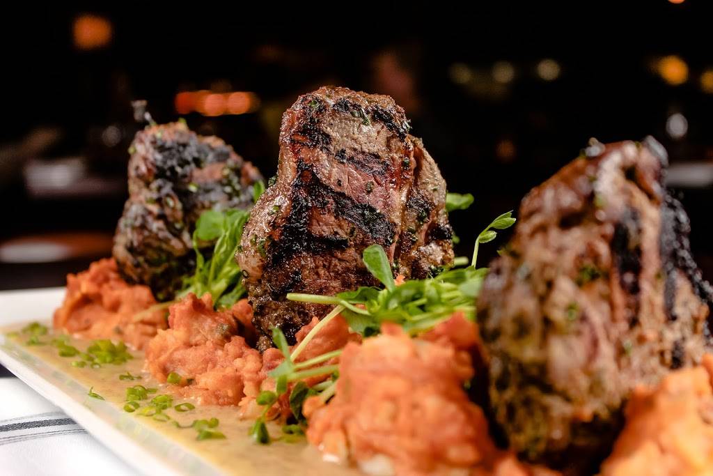 Mission Oak Grill | restaurant | 26 Green St, Newburyport, MA 01950, USA | 9784639009 OR +1 978-463-9009