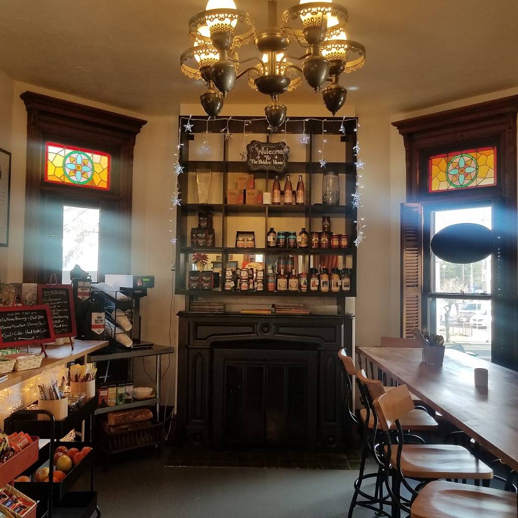 Hidden House Market | restaurant | 100 W 13th St, Vancouver, WA 98660, USA | 3602818951 OR +1 360-281-8951