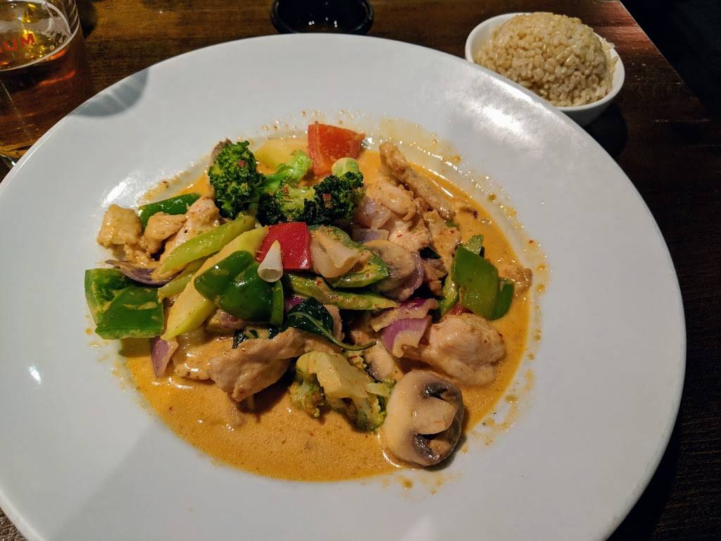 Zen Asian Fusion | restaurant | 2037 Sam Rittenberg Blvd, Charleston, SC 29407, USA | 8437666331 OR +1 843-766-6331