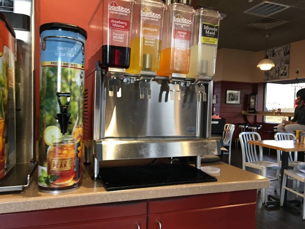 Wayback Burgers | restaurant | 185 Boston Post Rd, Orange, CT 06477, USA | 2038918538 OR +1 203-891-8538