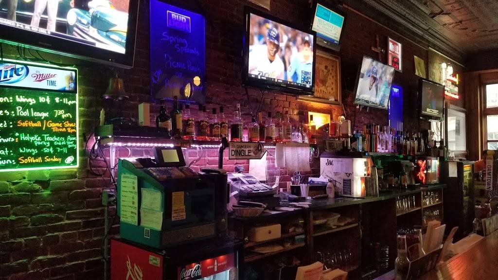 Brennans Place | restaurant | 173 High St, Holyoke, MA 01040, USA | 4135339893 OR +1 413-533-9893