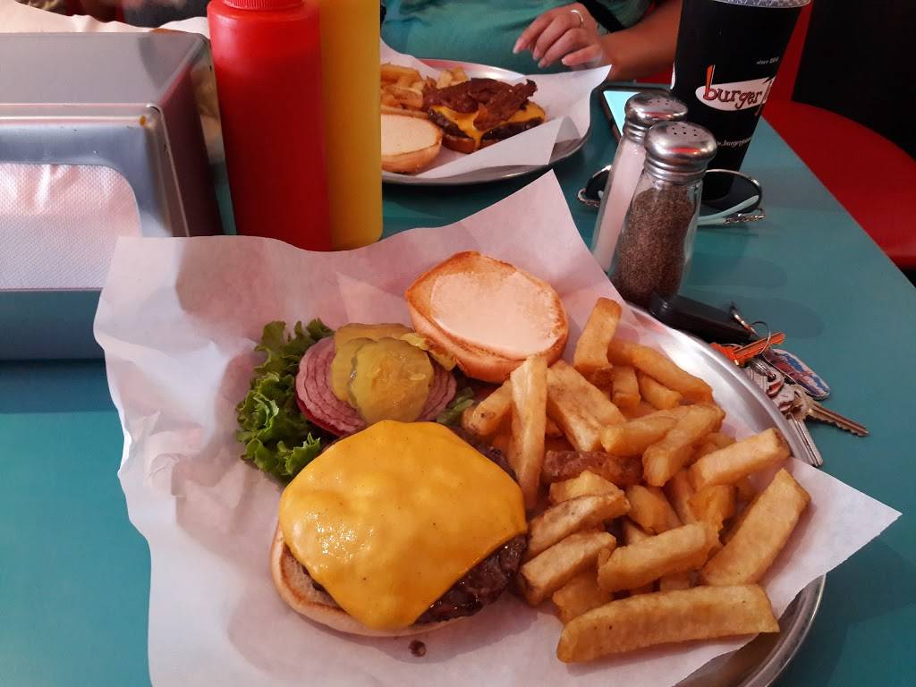 Burger Joint | restaurant | 1736, 807 Valencia St, San Francisco, CA 94110, USA | 4158243494 OR +1 415-824-3494