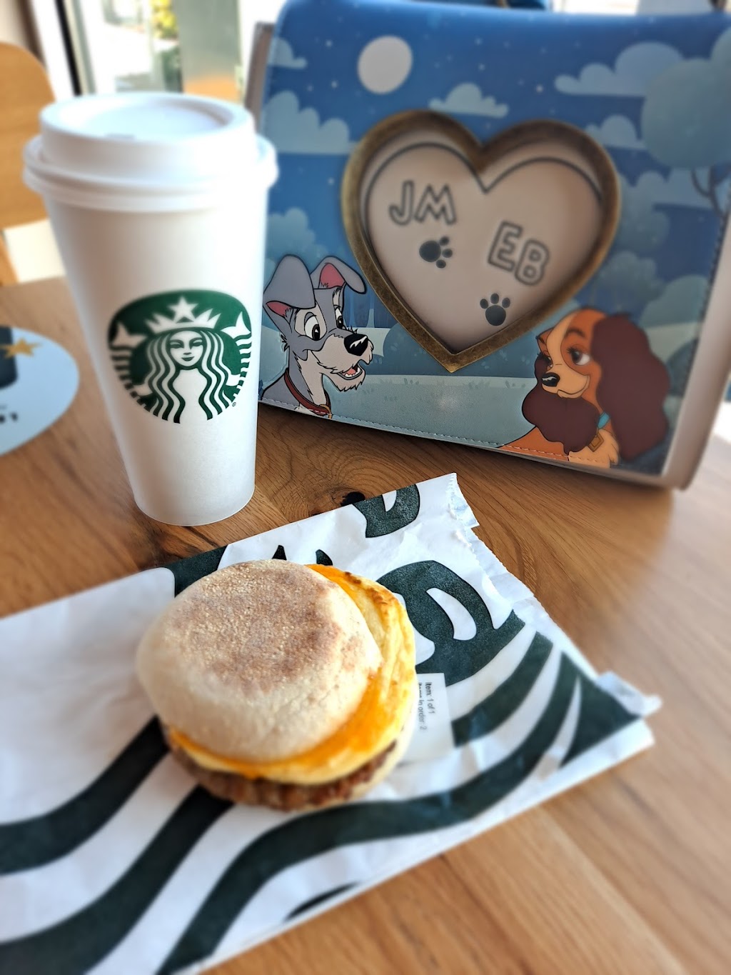 Starbucks | cafe | 1665 R St, Merced, CA 95340, USA | 2097580191 OR +1 209-758-0191