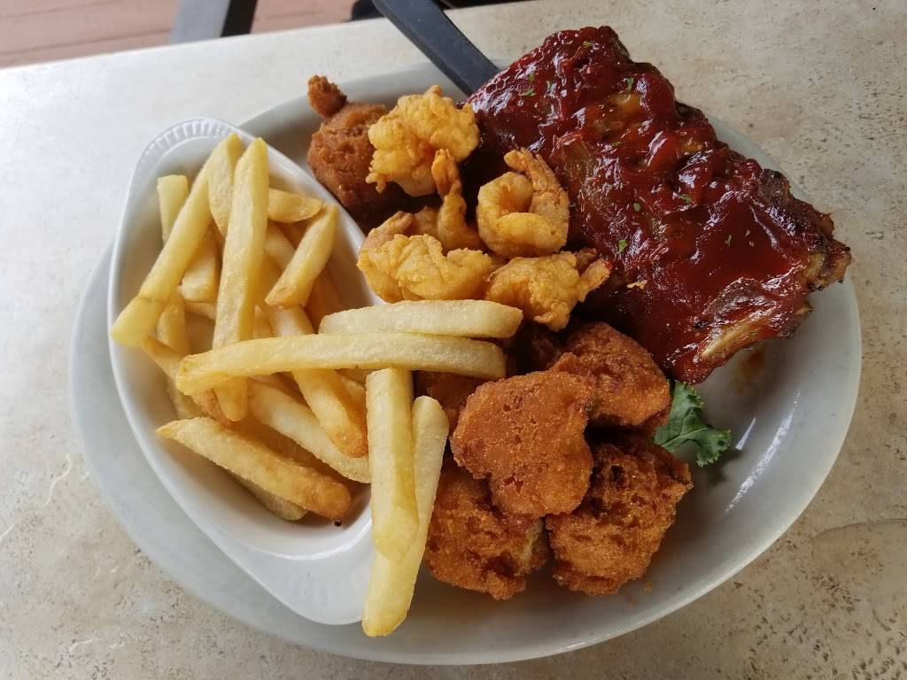 Corky Bells Seafood at Gator Landing | restaurant | 185 S US-17, East Palatka, FL 32131, USA | 3863299300 OR +1 386-329-9300