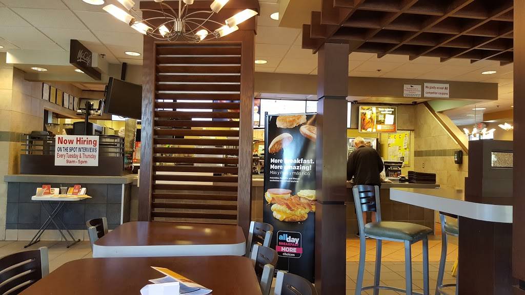 McDonalds | cafe | 1750 Soldiers Field Rd, Brighton, MA 02135, USA | 6177839393 OR +1 617-783-9393