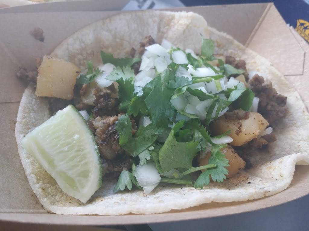 RustyTaco | restaurant | 4125 S Carrier Pkwy, Grand Prairie, TX 75052, USA | 9726425472 OR +1 972-642-5472